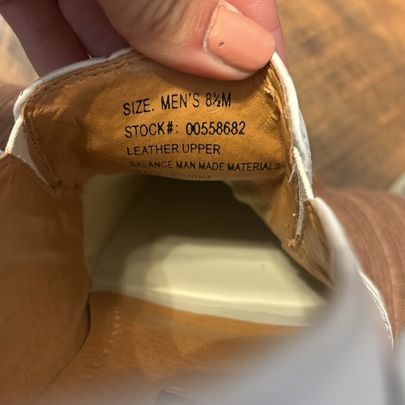 A. Cellini square toe leather western short booties size 8.5 - Picture 7 of 7